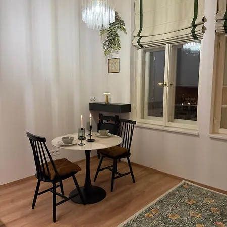 Alphonse Mucha Loft Apartments, 2 Praga