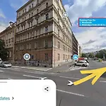Alphonse Mucha Loft Apartments, 2 * プラハ