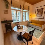アパート Alphonse Mucha Loft Apartments, 2