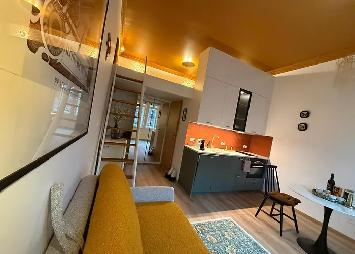 Alphonse Mucha Loft Apartments, 2 * Прага