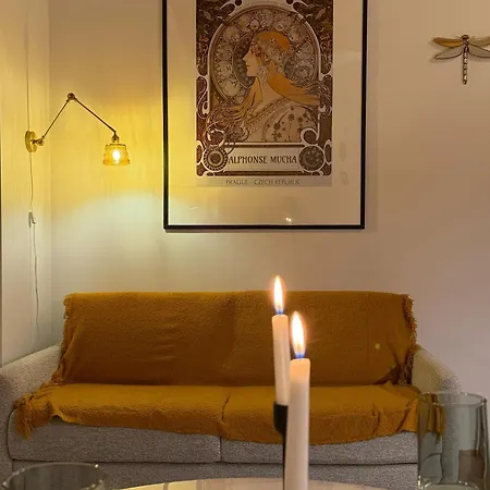 Alphonse Mucha Loft Apartments, 2 Prague