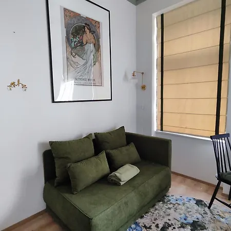 Alphonse Mucha Loft Apartments, 2 Appartement